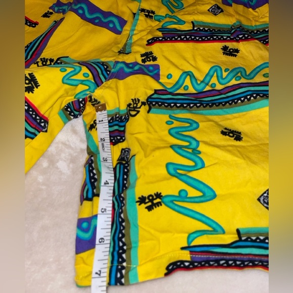 Men’s Shorts - Picture 4 of 7